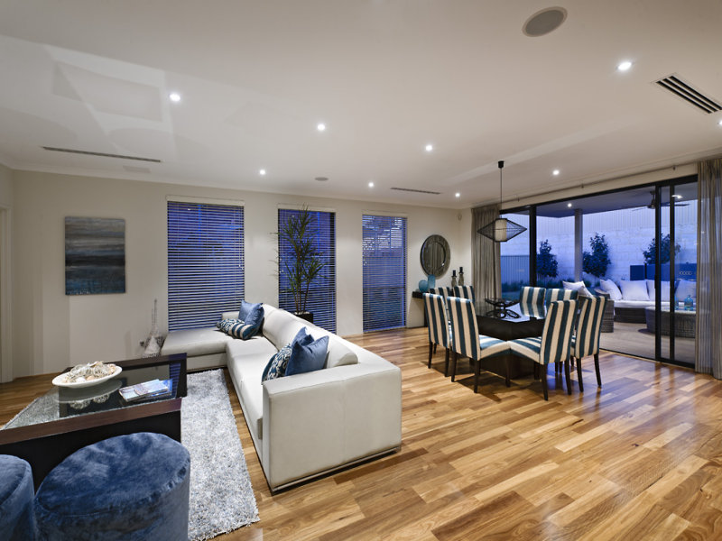 Picture of Powerful Contemporary Two Story House with interior Concepts 