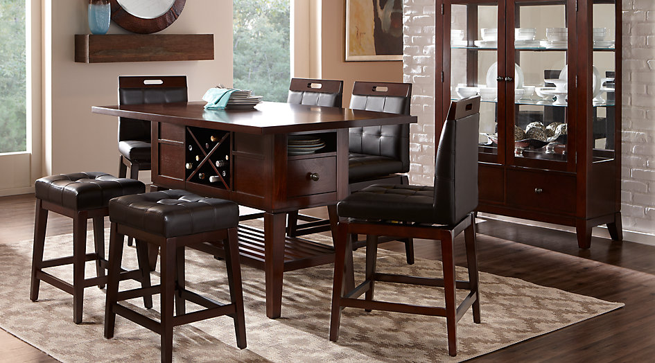 Picture of Distinctive Influences of Traditional Dining Room Concepts