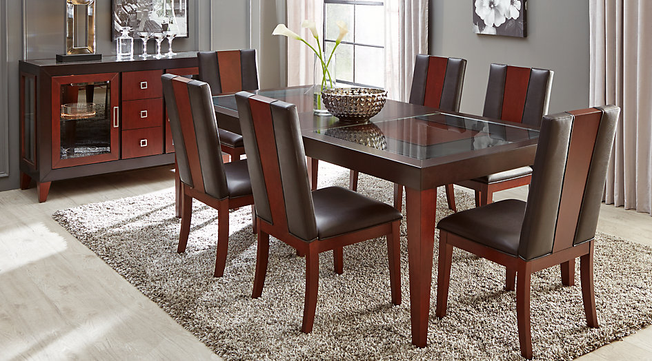 Picture of Distinctive Influences of Traditional Dining Room Concepts