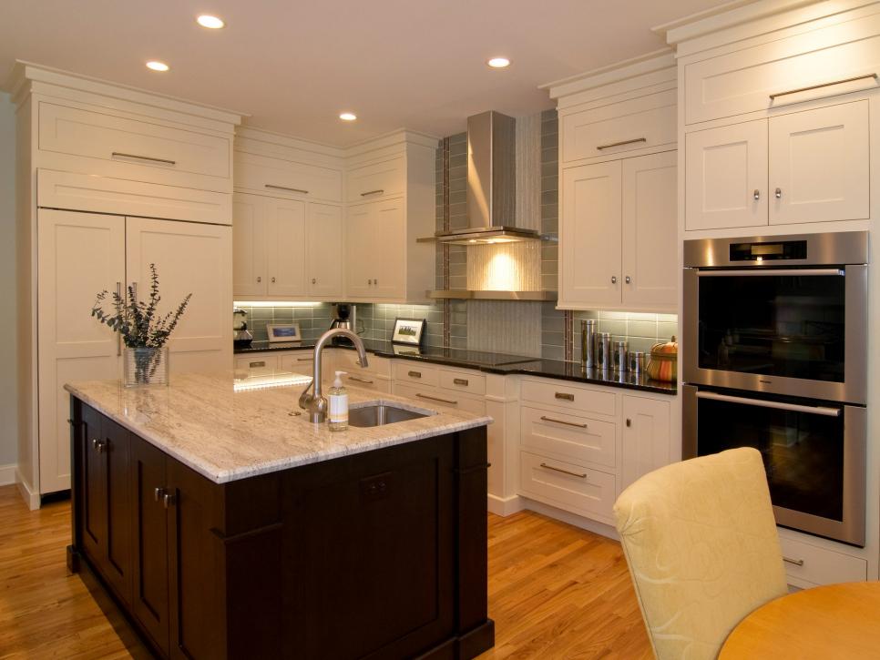 Picture of Multi-Functional Island Kitchen Designs