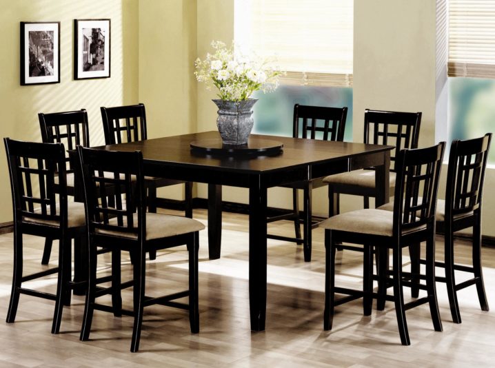Picture of Casual But Purposeful Dining Tables