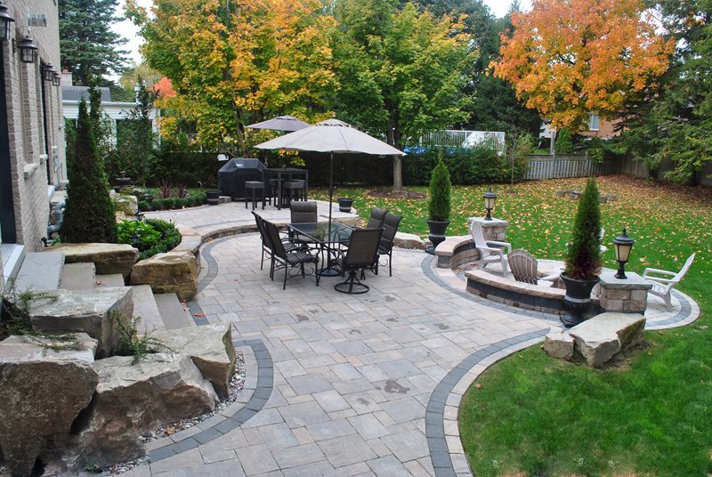 Picture of Beauty of House with Landscaped Yards