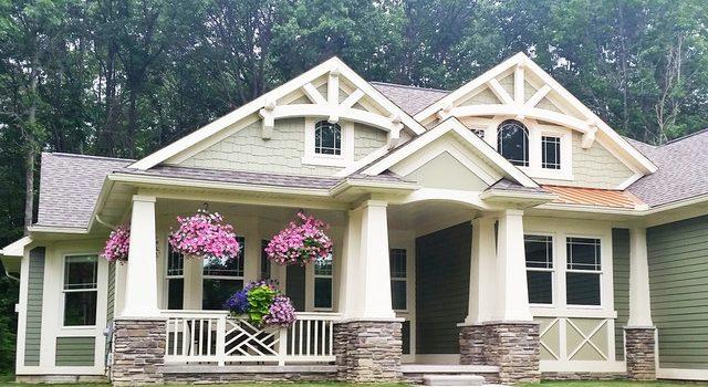 Picture of Eye-Catching Country Style House Plans