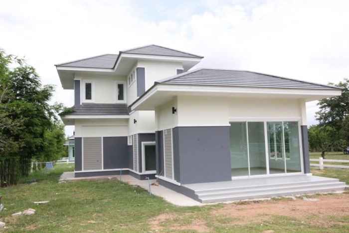 Picture of Two Story House Plan in Style and Luxury
