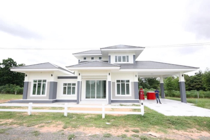 Picture of Two Story House Plan in Style and Luxury