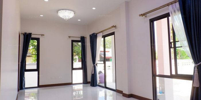 Picture of Beautiful House Design in a Blend of White & Blue 
