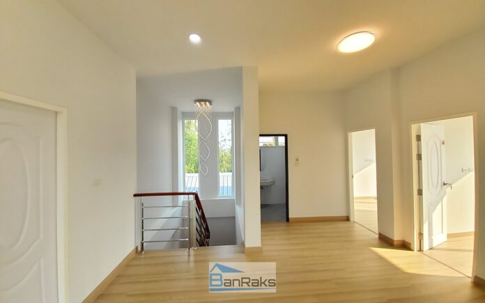 Picture of Spectacular Modern House Plan with Elegant Interior Concepts