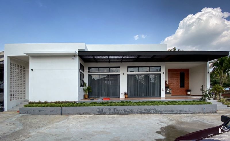 Picture of Exclusive Family House Plan with Enormous Glass Panels