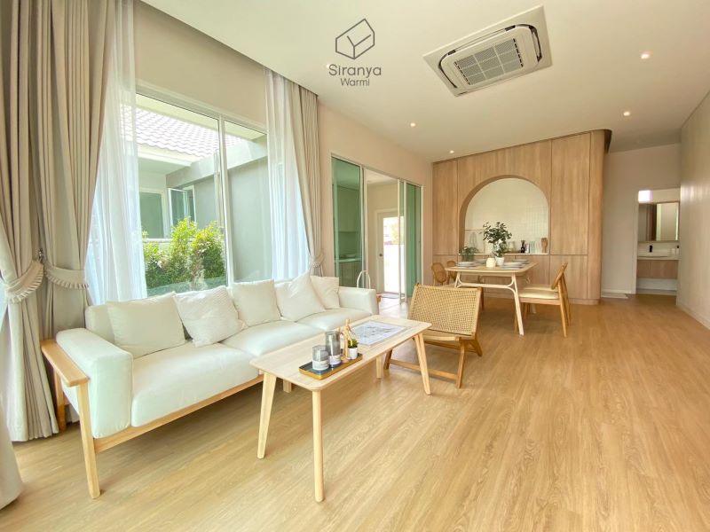 Picture of Contemporary Single Level House with Wood Themed Interior