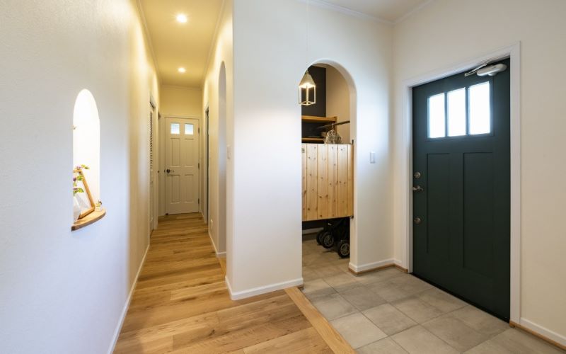 Picture of Lovely Modern House Design with Ingenious Interior Wooden Elements